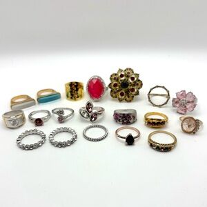 Bundle Lot of 19 Rings | Bands, Cocktail, Solitaire, Statement
